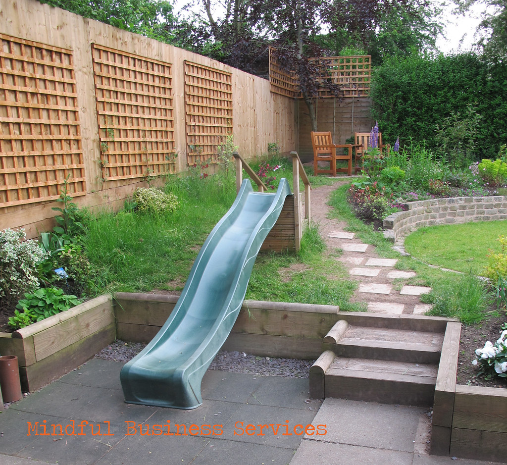 2013 06 Cotteridge garden