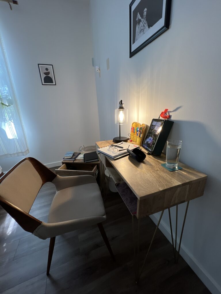 Wendrie working inUS